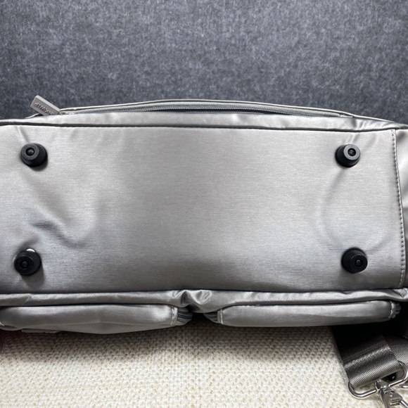 IHKWIP Cargo Catchall Tote With Two Crossbody Straps -Met Stone Grey - Picture 5 of 16